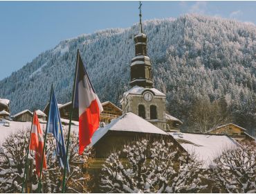 Ski village: Morzine-1