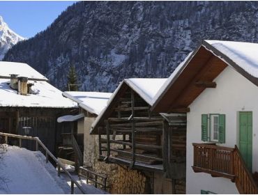 Ski village Lively, authentic Italian winter-sport village-6