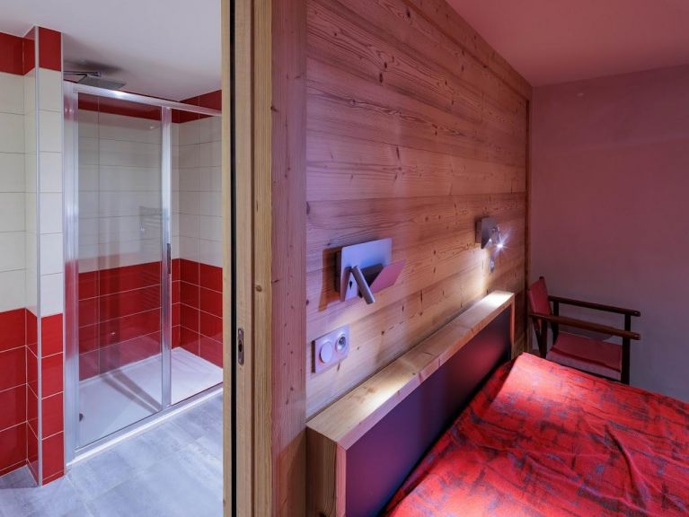 Apartment Backgammon