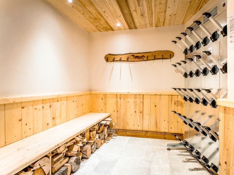 Chalet Le Pré Suzette, with sauna and outdoor whirlpool