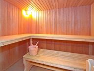 Chalet Chaud with private sauna-3