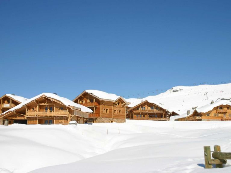 Chalet de L'Altiport Type DGA e.g. Anika