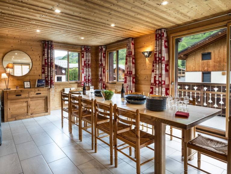 Chalet Lacuzon Snow Pearl + Snow Mountain