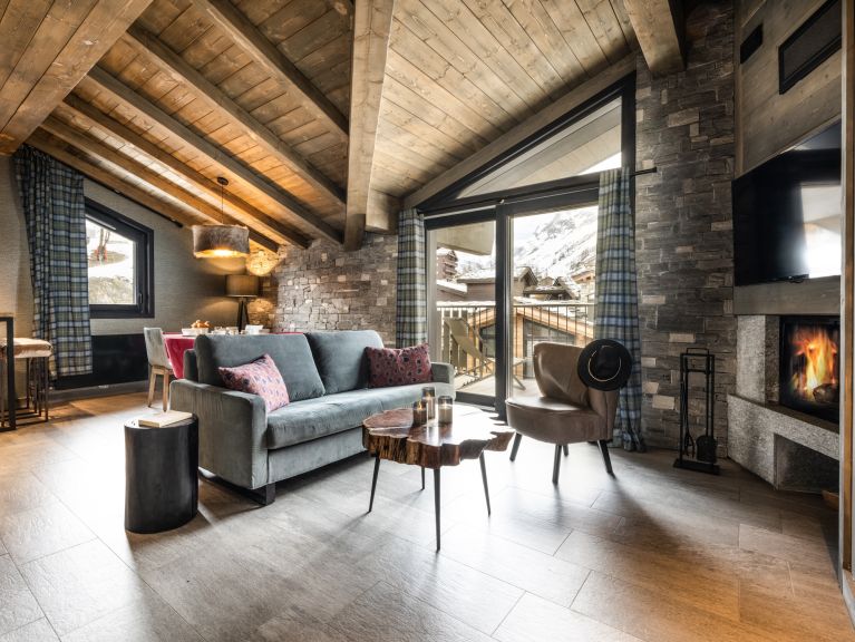 Chalet-apartment Résidence Izia with fire place or wood stove
