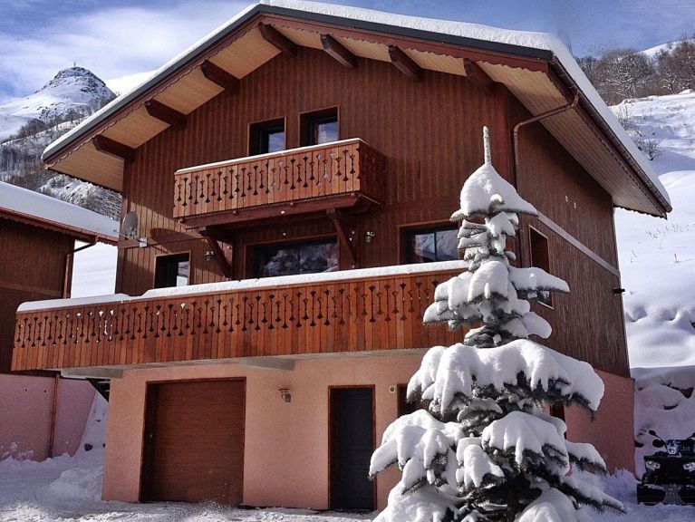 Chalet Lacuzon with private sauna and whirlpool