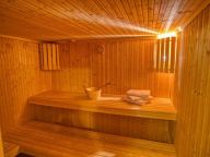 Chalet Les 2 Vallees with outdoor whirlpool and sauna-22