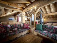 Chalet du Cocoon Pierra Menta 2 with sauna and shared outdoor hot tub-11