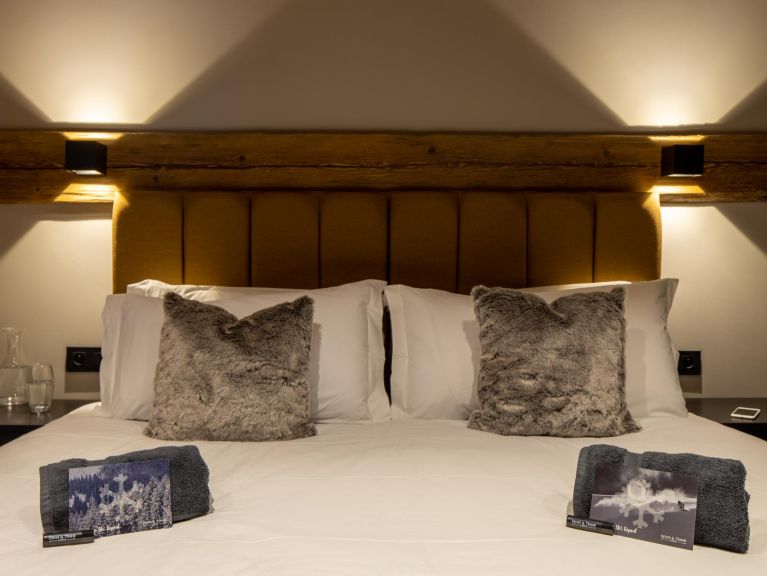 Chalet Ferme du Rys with outdoor whirlpool, Sunday to Sunday
