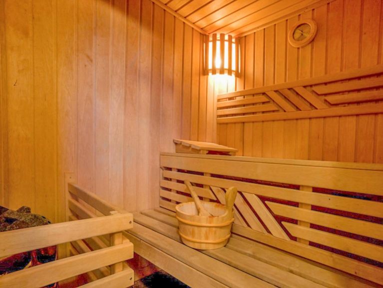Chalet Piccola Pietra with a private sauna