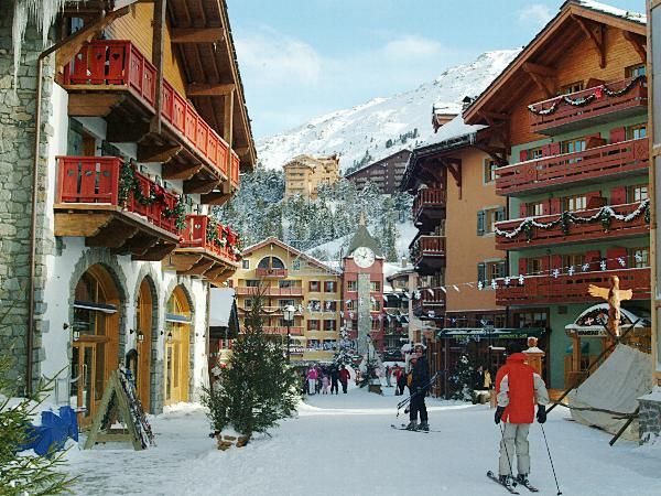 Ski village Cosy and charming winter sport villlage in ski area Les Arcs-1
