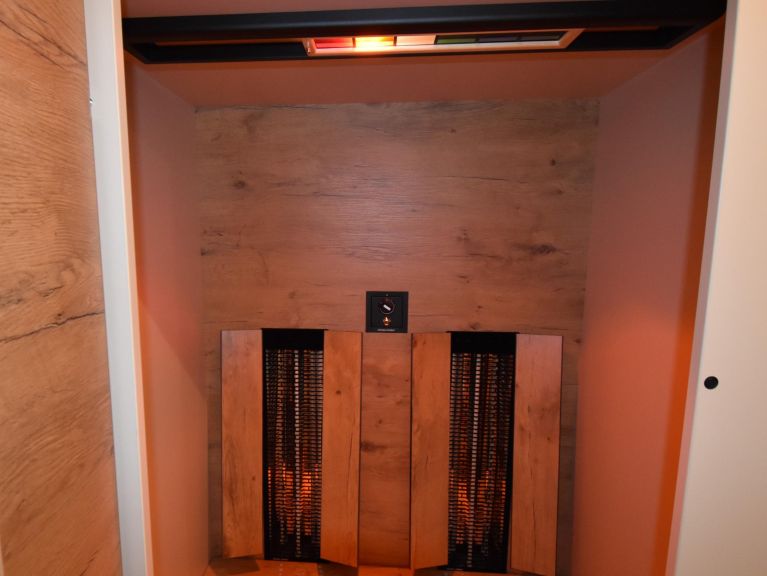 Chalet Des Etoiles d'Antoine & Mary with infrared sauna