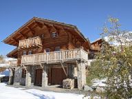 Chalet de L'Altiport Melusine with sauna and whirlpool-14