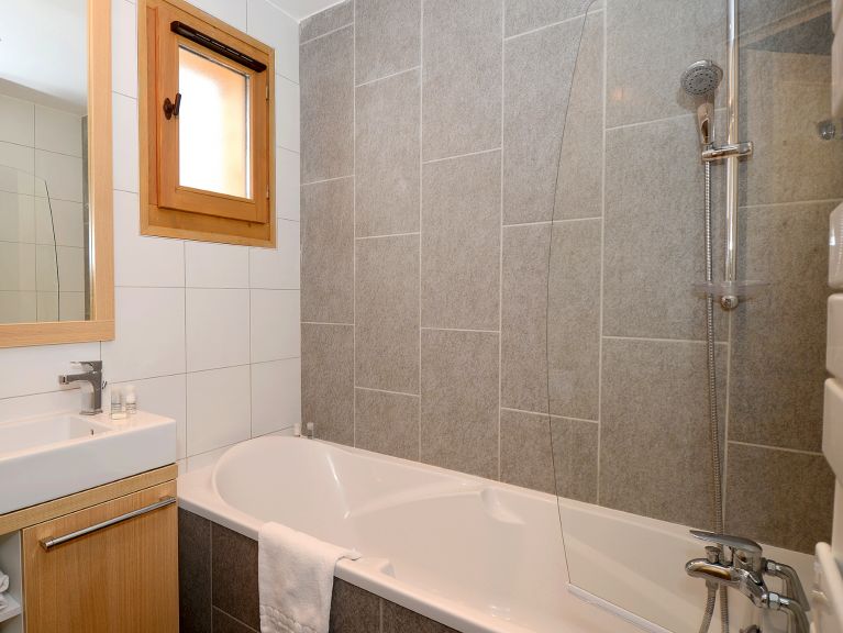 Chalet-apartment Les Portes du Grand Massif Chalet