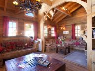 Chalet de L'Altiport Melusine with sauna and whirlpool-4
