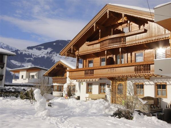 Chalet-apartment Hollenzen