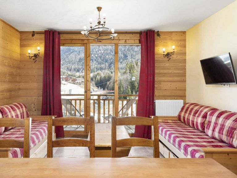 Chalet-apartment Les Balcons de Val Cenis Village with cabin