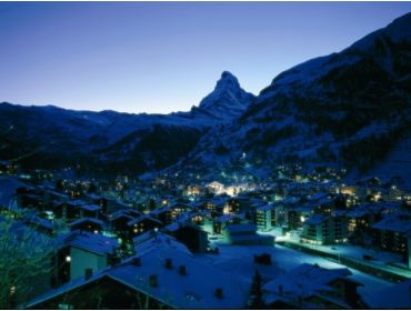 Ski village Snow-certain winter sport destination at the foot of the Matterhorn-2