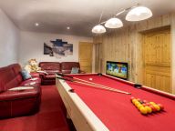 Chalet Lacuzon with private sauna-14