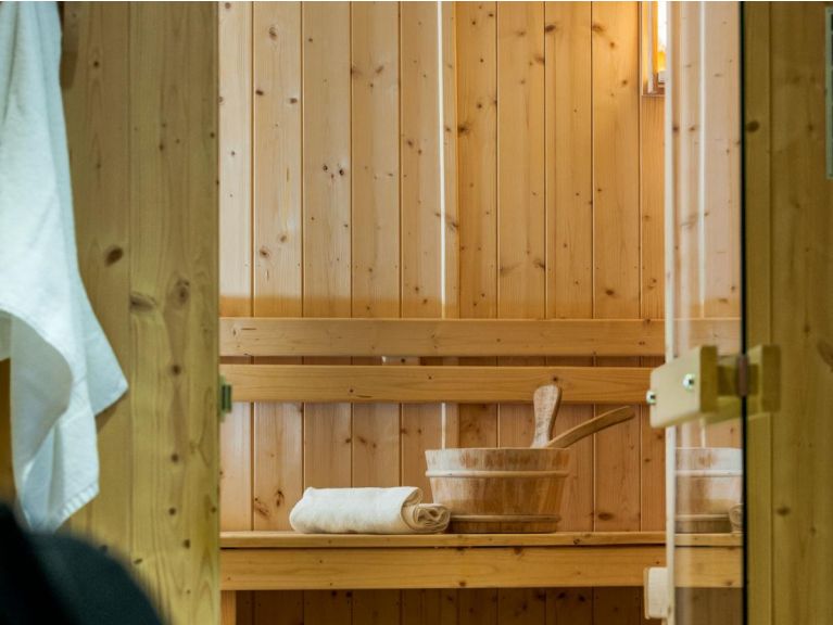 Chalet Lacuzon with private sauna and whirlpool