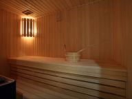 Chalet-apartment La Source des Arcs with private-sauna-12