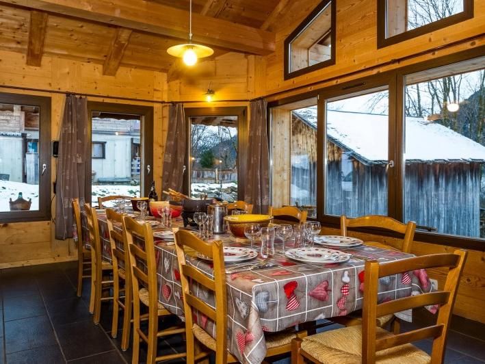 Chalet Vuargnes with private sauna and swimming pool