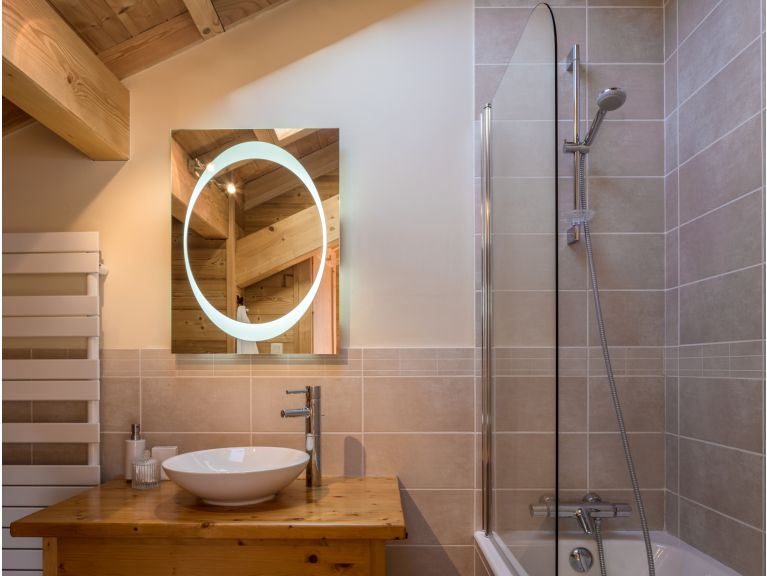 Chalet Grand Coeur with whirlpool, Sunday to Sunday