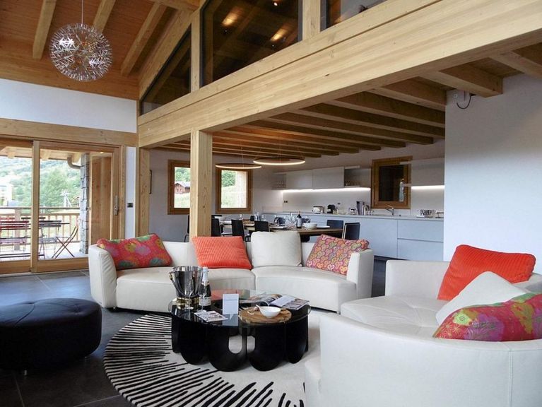 Chalet Caseblanche Haleakala with wood burner