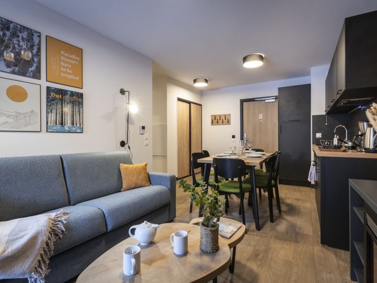 Apartment Club MMV Le Serra Neva with cabin