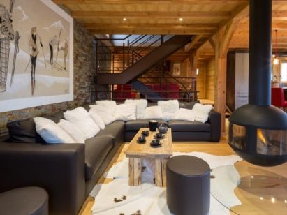 Chalet Le Joyau des Neiges with sauna and whirlpool-2