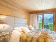 Chalet Le Joyau des Neiges with sauna and whirlpool-15