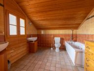 Chalet De l'Altiport Diane with sauna-14