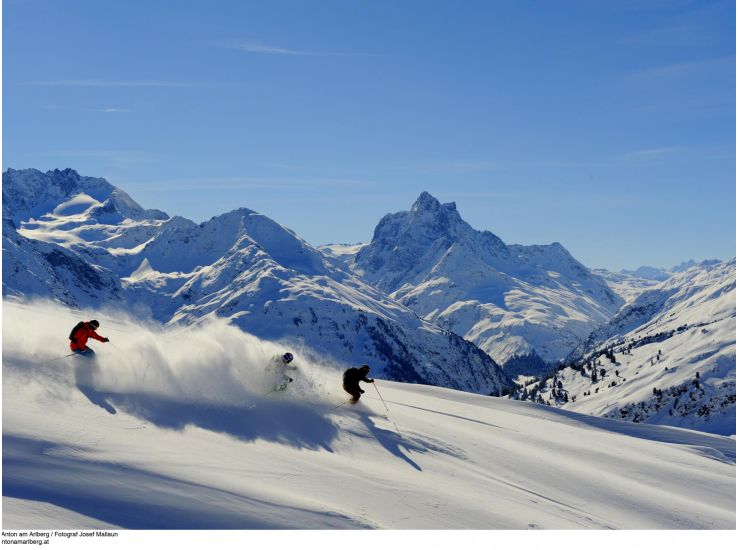 Skiing in Tyrol