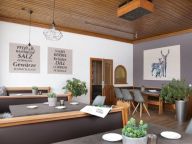 Chalet Edelweiss am See WEEKENDSKI Saturday to Tuesday, combination, 6 apt incl. communal kitchen and dining area-4