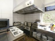 Chalet Edelweiss am See WEEKENDSKI Saturday to Tuesday, combination, 6 apt incl. communal kitchen and dining area-10