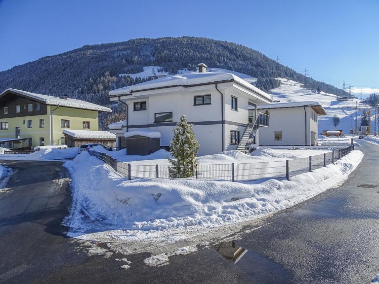 Apartment Feiel