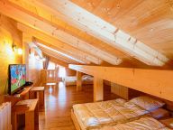 Chalet Vonnes with private sauna-13