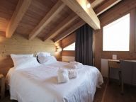 Chalet Caseblanche Myriel with fire place, sauna and whirlpool-10