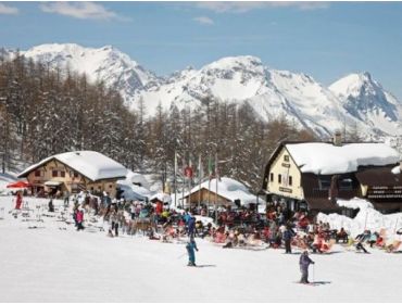 Ski village Lively, popular and sunny winter sport village with a lot of apres-ski-5