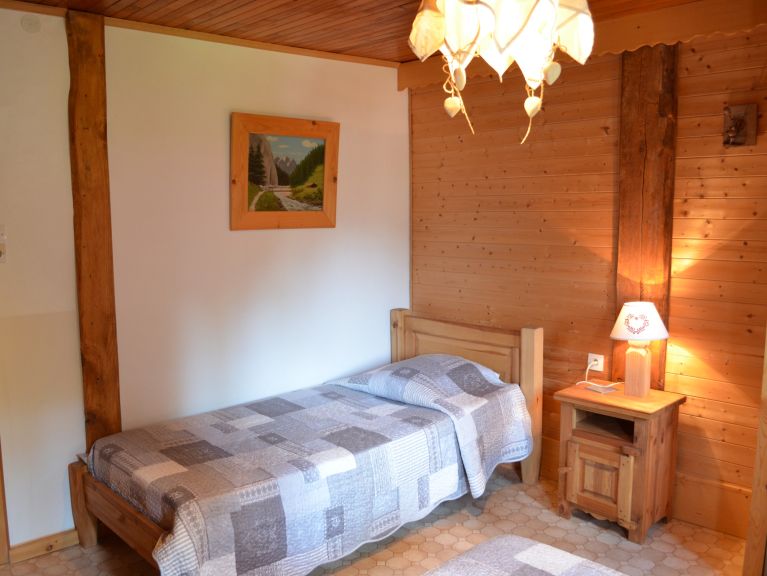 Chalet-apartment Pivottes