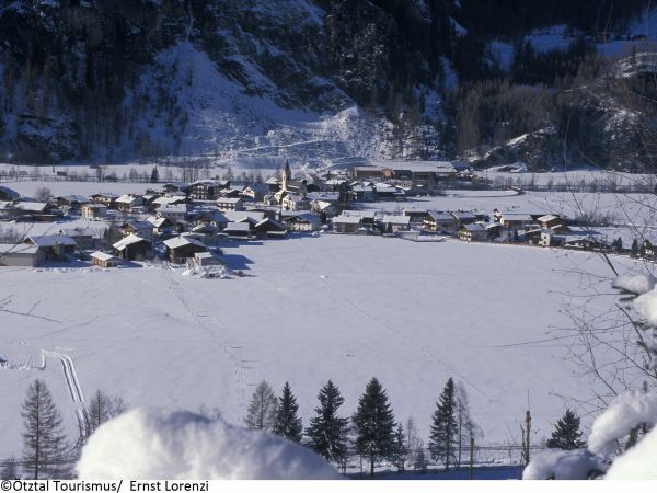 Ski village Small winter-sport village, nearby Längenfeld and Sölden-1