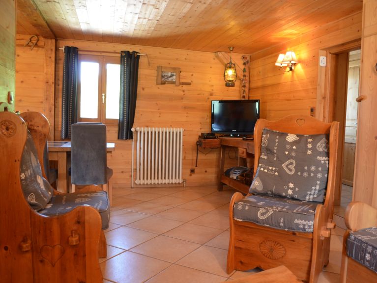 Chalet-apartment Pivottes