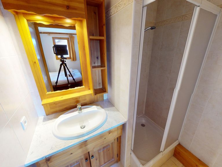 Chalet-apartment Les Arolles