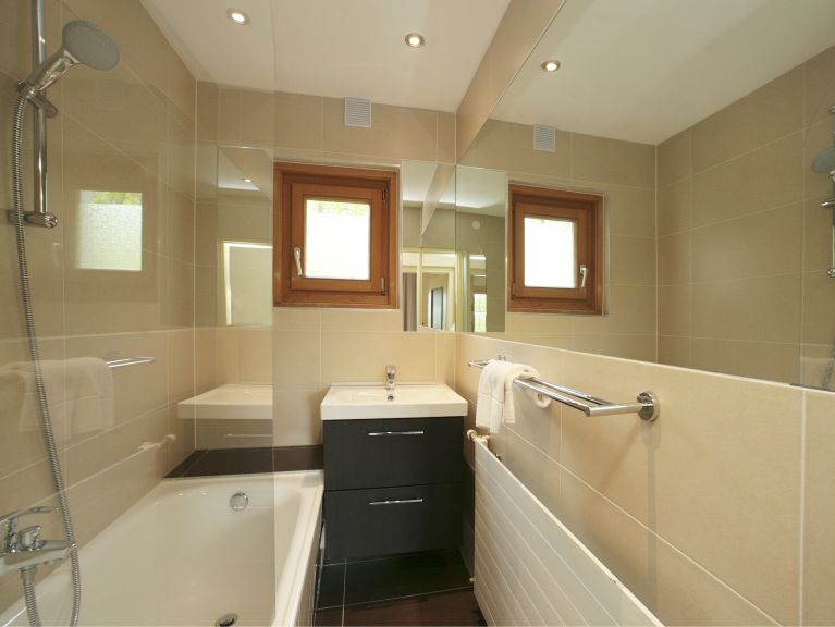 Chalet Edelweiss am See Combination, 6 apts. including communal kitchen/dining area