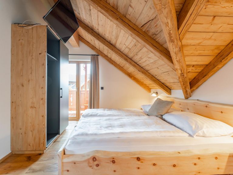 Apartment AlmApART 8-3 / Penthouse