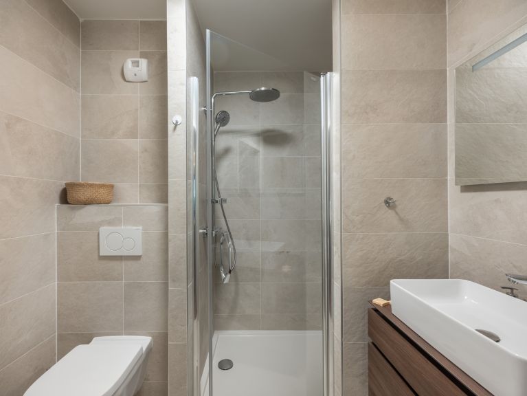 Apartment Quintessence