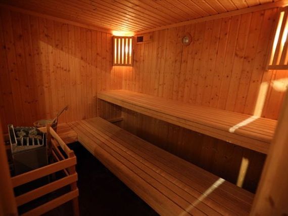 Chalet Les Fermes du Planet semi-detached chalet