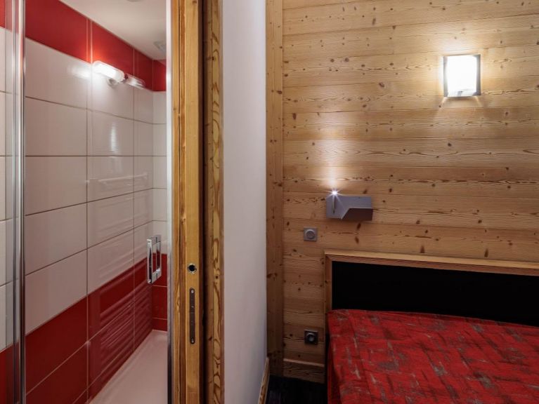 Apartment Backgammon