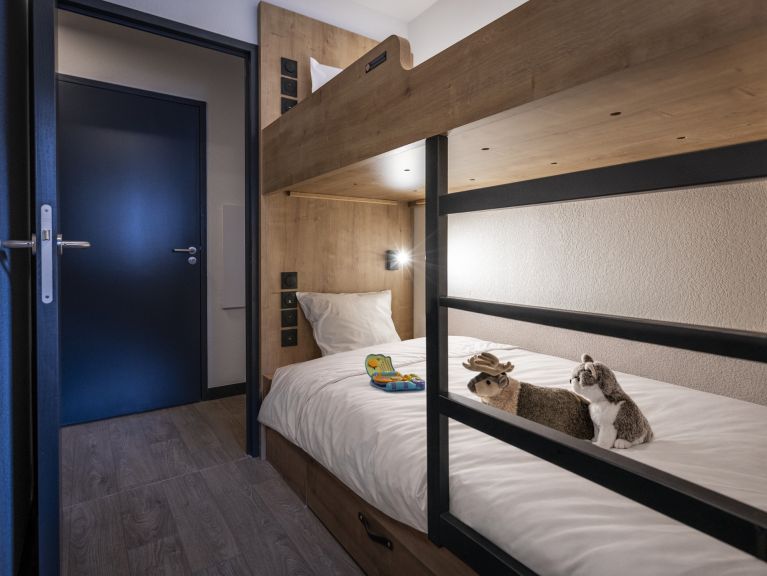 Apartment Club MMV Le Serra Neva with cabin