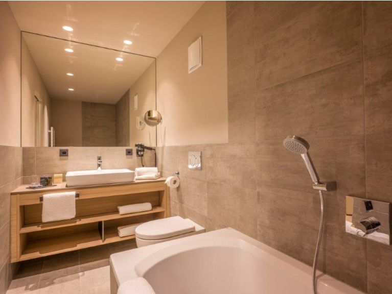 Apartment Postresidenz Grünberg with private infrared cabin