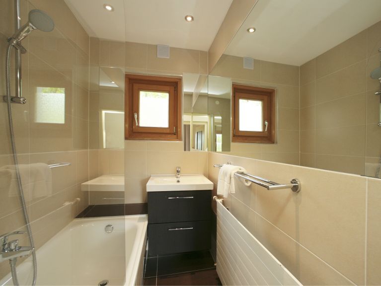 Chalet Edelweiss am See Combination, 5 apts. including communal kitchen/dining area